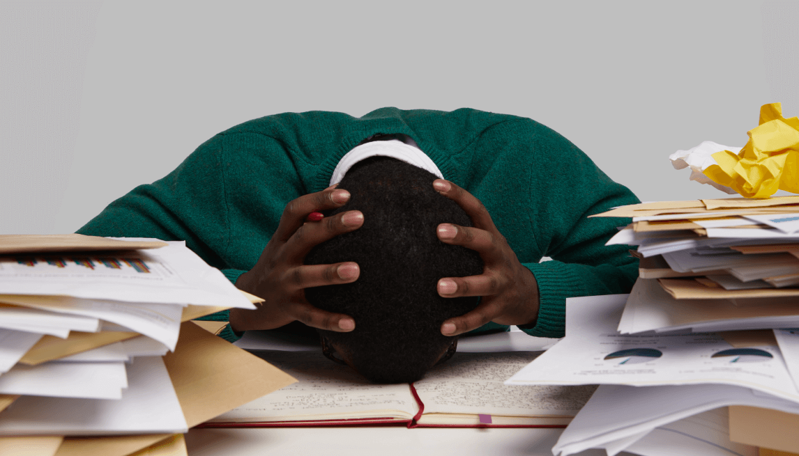 How to Stop Procrastinating: 4 Simple Steps to Clear Mental Clutter and Get Things Done